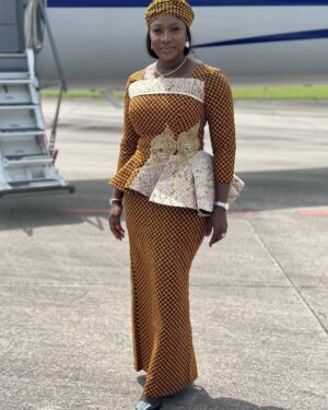 Mercy Johnson Instagram - @zichaelwoman on my outfit , She Is the Queen of fabricsā¤ļø
I love weddingsā¤ļøā¤ļøWarri be nice to your girlš„°š