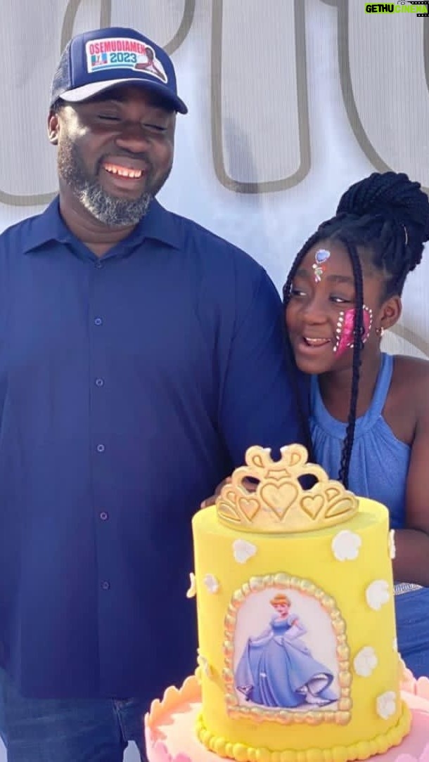 Mercy Johnson - 266.7K Likes - wrapping my year so beautifully, cant go without saying Thank you so much everyone for all your wishes on the 30th…. It meant alot…2023 Loading
cakes by @trendycakeaffairs 
decorations by @dopeevents007