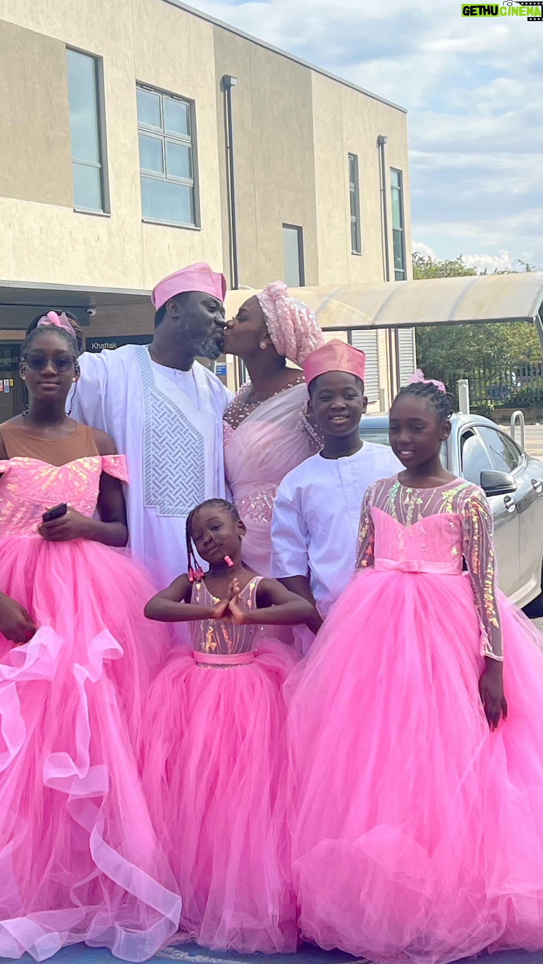 Mercy Johnson - 271.6K Likes - Weddings….. My favourite part of a weekend… Team🥰😘

@kocha.bellekidsfashion made my girls look fabulous and
@zichaelwoman for my outfit… 😜😍

Happy Married life to my Edes and Hubby😍🥰