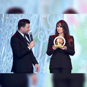 Meriam Ben Hussein Instagram - Best Cultural Media Content 2k23 
Festival National Brands and Influencers Awards Of Tunisia 
@brands.and.influencers.awards 

Merci à  @nizar.sellami.1 et à toutes les personnes qui ont contribué à cet événement 

“Merci encore de croire en moi “ .. 
la reconnaissance est l’essence de ce beau travail. 
Merci de croire en la culture, et l’art .. 

Merci @zaiemhedi pour la prestation et pour ce que tu as dit a propos de Moi .. tu es unique 

Linda Rahali New  aussi , 

Credit photos : Studio Labo Fotofan & @slim_hachicha_photographe 

Makeup & Hair : @steevy_aymen 

On se retrouve dans la 4 Eme saison  de Rihet el bled sur @nessmatv avec beaucoup de belles choses …

Mes remerciement les plus sincères à mes collaborateurs et Tte mon équipe et mes partenaires.. et aux téléspectateurs..
et à La chaîne Nessma ..

@ziederriba 
@sana.kallel 
@driramed 
Je vous aime ❤️