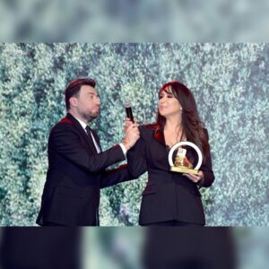 Meriam Ben Hussein Instagram - Best Cultural Media Content 2k23 
Festival National Brands and Influencers Awards Of Tunisia 
@brands.and.influencers.awards 

Merci à  @nizar.sellami.1 et à toutes les personnes qui ont contribué à cet événement 

“Merci encore de croire en moi “ .. 
la reconnaissance est l’essence de ce beau travail. 
Merci de croire en la culture, et l’art .. 

Merci @zaiemhedi pour la prestation et pour ce que tu as dit a propos de Moi .. tu es unique 

Linda Rahali New  aussi , 

Credit photos : Studio Labo Fotofan & @slim_hachicha_photographe 

Makeup & Hair : @steevy_aymen 

On se retrouve dans la 4 Eme saison  de Rihet el bled sur @nessmatv avec beaucoup de belles choses …

Mes remerciement les plus sincères à mes collaborateurs et Tte mon équipe et mes partenaires.. et aux téléspectateurs..
et à La chaîne Nessma ..

@ziederriba 
@sana.kallel 
@driramed 
Je vous aime ❤️