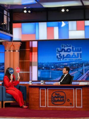 Meriam Ben Hussein Instagram - ✨ عادت بعد صمت… ووراء الصمت حكاية!
بعد 5 سنوات من الغياب عن الحوارات التلفزية،
مريم بن حسين تطلّ في فكرة سامي الفهري…

🌪️ تجربة صحية قاسية، لحظات بين الألم والعزيمة،
💬 حوار إنساني عميق، فيه انكسار، صدق، وقوة تُروى لأول مرة.

🌟 مريم بن حسين…
ليست مجرد إعلامية، بل رمز للأناقة الفكرية والحضور الرفيع،
امرأة جمعت بين الذكاء والذوق، بين الاحتراف والإنسانية.
تحدّت الأزمة، وخرجت أقوى، بشموخ لا يُهزّ… وبابتسامة لا تخونها الكرامة.

💫 وها هي الليلة… تقف على رجليها، في كامل أناقتها، أمام الكاميرا من جديد.
📺 ترقّبوا هذا اللقاء الاستثنائي في سهرة السبت على قناة الحوار التونسي
#مريم_بن_حسين #فكرة_سامي_الفهري #قناة_الحوار_التونسي #حوار_العودة #امرأة_من_طراز_خاص