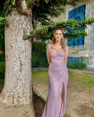 Meriam Ben Hussein Instagram - @sondes_benmoussa 
@jamila2539 
@mejdou_14
Maman et moi makeup & hair @steevy_aymen 
Dress @mk_haute___couture