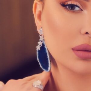 Merna Shalfoun Instagram - مساكم خير وكلشي جميل ورائع متل قلوبكن انا اشتقتلكن كتير 😍 وأنتو😉...يارب تكونوا جميعاً بأفضل حال وخير من الله 🙏🏻🤍💋😍 @miladhannoun @manalajaj @manalajaj.official @manolia.official @ahmad_zamlout ♥️♥️ #سوريا #دمشق #بيروت #لبنان #الاردن #العراق #فلسطين #مصر #ليبيا #سلطنة_عمان #الامارات_العربية_المتحدة #دبي #ابوظبي #السعودية #البحرين #قطر #الكويت #المغرب_العربي #تونس #السودان #الجزائر #الوطن العربي🤍