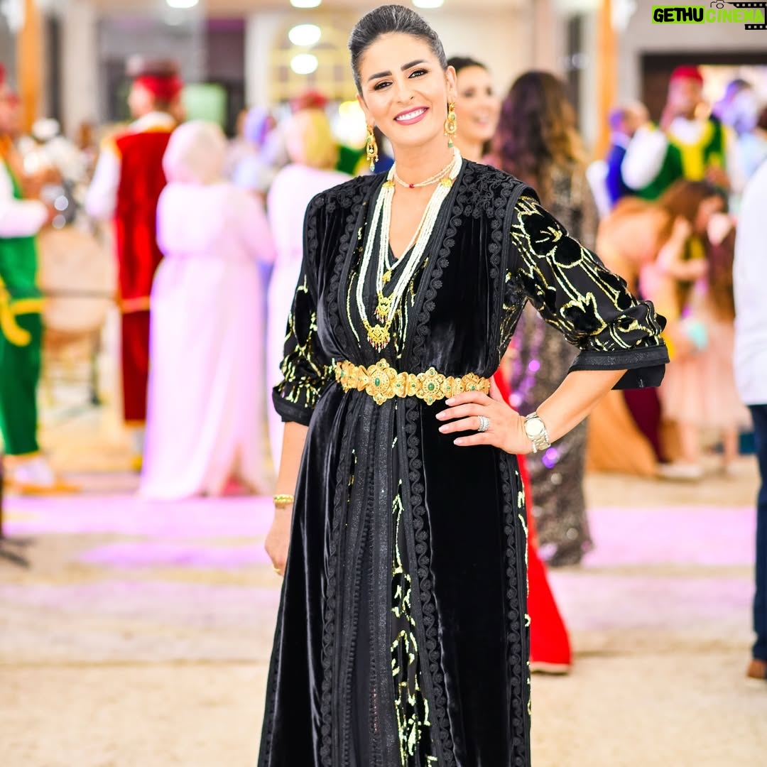 Meryem Zaïmi - 42.5K Likes - 1,2 or 3 ? 😊

Quand le talent rencontre la bienveillance, le résultat dépasse tout ce que j’imaginais. Merci à vous de m’avoir fait sentir belle, forte et moi-même. ✨🤍✨

💄: @tariq_baina 
💍: @bijouya_by_firdaous 
💇‍♀️: @simohairstyle_officiel 
👗: @regaliabyhindberrada 
📸: @photo_maxime_officiel 

#mariage #friendship #glow #glam #elegant #party #insta #instapic #love #lovemyfans #caftan #morocco #rabat