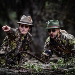 Meryem Zaïmi Instagram - Entre silence, instinct et lumière… des instants mémorables
saisi par un œil d’artiste.
📷🦌 @walking.gun.photography 👌
@visitbenimellal.region 🤩
#ChasseAuthentique #MomentsVrais #morocco #experience #travel #chasse #model #lifestyle #action #photographer #art #artwork