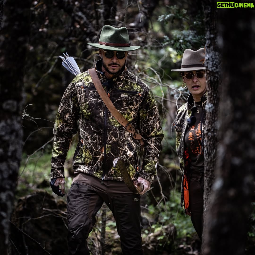Meryem Zaïmi - 9.1K Likes - Entre silence, instinct et lumière… des instants mémorables 
saisi par un œil d’artiste. 
 📷🦌 @walking.gun.photography 👌

@visitbenimellal.region 🤩

#ChasseAuthentique #MomentsVrais #morocco #experience #travel #chasse #model #lifestyle #action #photographer #art #artwork
