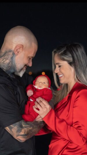 Michelle Lewin Instagram - And here’s how 2022 ended😍✌🏻