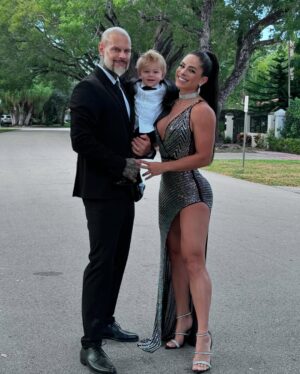 Michelle Lewin Instagram - Con mis chicos! 🖤🖤