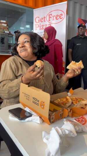 Mide Martins Instagram - I had loads of fun today at the GRAND OPENING Of @dodopizzang & @scoopdng 🍕🍕🍦🍦
with my sweetheart @jumokeodetola 🥰. It was such an honor to be part of this remarkable occasion. I ate & ate lots of pizza my stomach was so full 😂. Chai I bet y’all don’t know I’m a foodie 🫣. Thanx for having me today 🥰

Hey guys!!! Kindly visit @dodopizzang with your loved ones 
now & always for a sweet & unforgettable experience. 👍