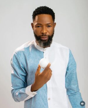 Mide Martins Instagram - HAPPY BIRTHDAY OKO MI

KEEP THRIVING MY LOVE: @habeebalagbe 🥰

CHEERS 🥂 TO MORE BLESSED YEARS AHEAD ❤️