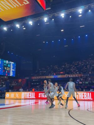 Mihlali Ndamase Instagram - kicking it front row 🏀