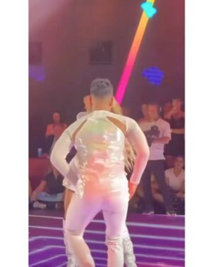 Milett Figueroa Instagram - Gracias a la gente que nos estuvo apoyando durante toda la competencia, jamás imagine que una lesión en la cervical me podía dejar fuera, pero así es esto, las ganas y la pasión no se van❤️🔥 GRACIAS @gabriel._.renteria eres un gran compañero y un bailarín de primera, una estrella y seguirás brillando en cualquier escenario, @magudelrio y @facuarrigoni gracias por todo son increíbles❤️🔥 🙏🏼✨ Gracias infinitas @marcelotinelli @elchatoprada y @hoppefede @lafliaok @eugelopezfrugoni @mlolorossi por esta increíble oportunidad por el cuidado y el amor🙏🏼💘gracias a toda la producción, me encantó conocerlos,no me imaginé que tomar un vuelo para Argentina me haría conocer gente tan increíble, me encantó conocer a los jurados y a cada uno de mis compañeros, se todo el esfuerzo que exige esta competencia y no es fácil, así que denlo todo❤️🔥!! Gracias @vilarinomery y a todo el equipo de vestuario y maquillaje, @rodrigomesina @verofioravanti @tefi.giraldo @soficosta.makeup @son todas unas genias!!💘me encantó conocerlos, aprendí y disfruté demasiado, me hubiera encantado seguir dándolo todo, para ver hasta donde podíamos llegar! nunca se deja de disfrutar la pista y espero poder volver. Gracias @doctor_furman seguiré con mi recuperación para poder volver a bailar ❤️💃🏻