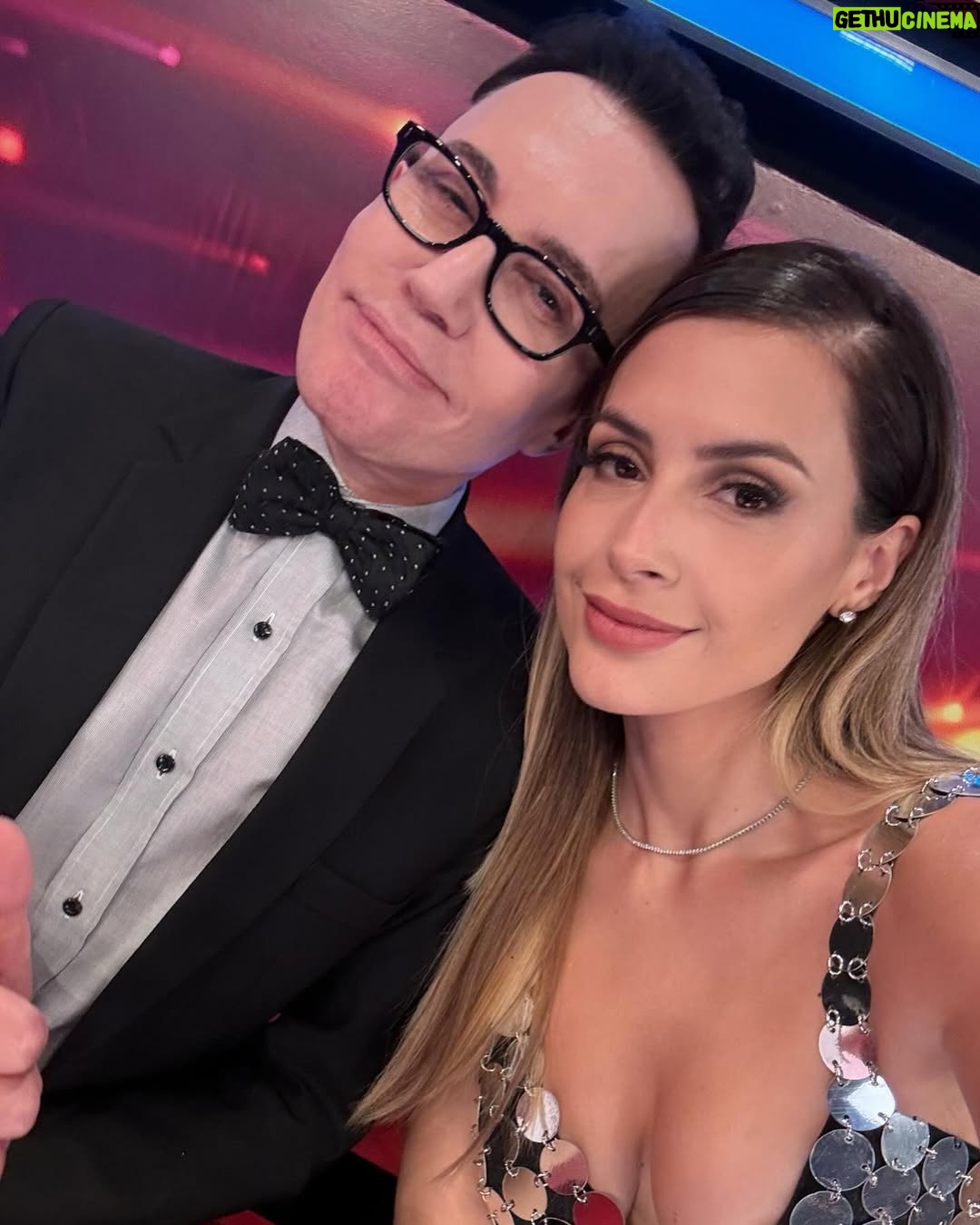 Milett Figueroa - 52.1K Likes - Otra noche 🪩 - 
@elcantandooficial 💃🏻 @americatv 
Gracias por acompañarnos siempre 😍💫♥️

St @eloagustin
Make Up @franperez.makeup @room.efe
Pelo @diejaniot @cav.professional 
Look @muchabrand
Joyas @jeanpierrejoyeros
Uñas @estudio.berni