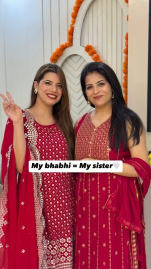 Mili Lakhmani Instagram - Bhabhi Nanad Expectations: Tu tu, mein mein
Bhabhi Nanad Reality: Tu aur meinš @ishabhalla7777 ā¤ļø
This rakhi is not just for bhaiya, but also for my bhabhi who takes care of me, loves me more than words can describe!
Cheers to you Bhabhi- Forever Stellarš
#ad
#BhabhiNanad #SisterByChoice #RakhiWithForever52 #MyChosenSister #RakhiPrep
