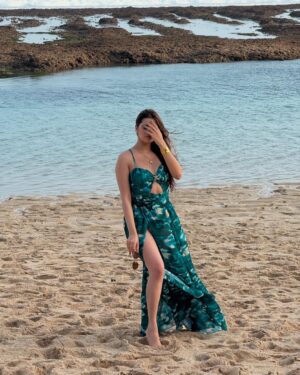 Mili Lakhmani Instagram - Just a girl and her little island love affair 🌺🌴 #balidump