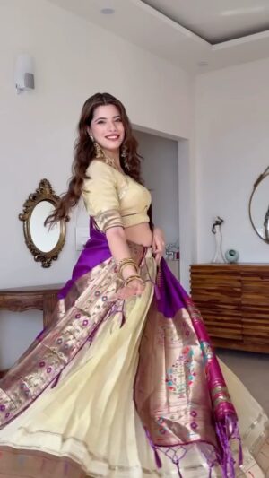 Mili Lakhmani Instagram - Shuddh desi style with @tanhai.in full on traditional vibes! š«
Momās already joking about rishtasāso should I start saying ārishta pendingā? šš This lehenga is pure tradition, pure love. Got it from @tanhai.in
Watch how I got ready from makeup to final lookādonāt miss the previous video for the full glam tutorial! šš«¶š»
Big shoutout to @ehsaasjewellery for the stunning jewelry that completes the look! ā¤ļø
#grwm #janmashtamispecial #janmashtamilook
#LehengaDiaries #RishtaWaliFeeling #TraditionWithStyle #IndianEthnicWear #