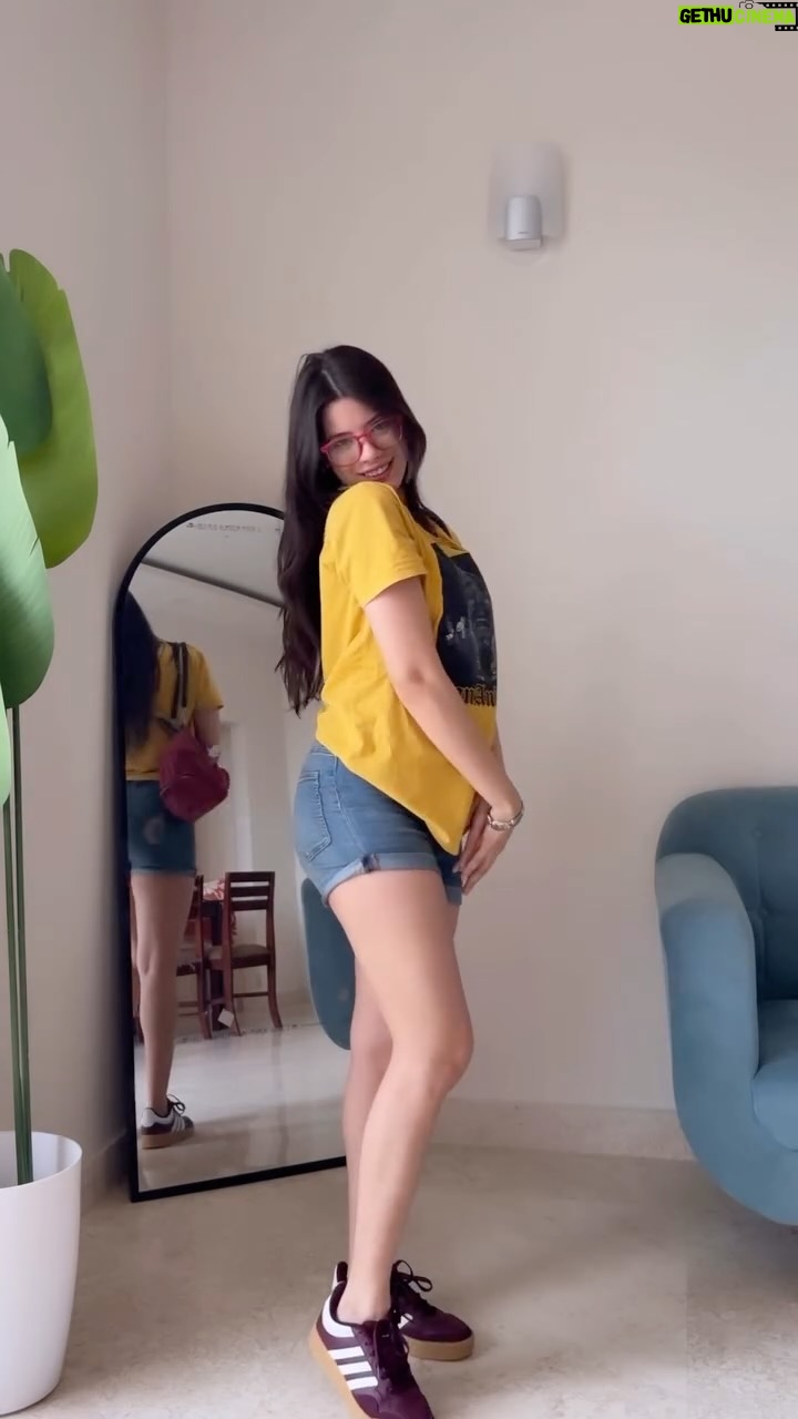 Mili Lakhmani - 8.8K Likes - Hey, fellow Bollywood buffs! 🎥✨ I’m absolutely thrilled for a movie marathon today! Rocking my comfy shorts, a touch of sunscreen, and a soft glam look to keep it fresh. Help me choose the perfect bag to match my new cherry-colored shoes—your input is super valuable! Plus, I’ve got a little unboxing surprise for you all! 💼👟 @adidas Drop your thoughts in the comments and let’s get ready for some cinematic magic!

#BollywoodLover #MovieDay #GetReadyWithMe #FashionDecisions #OOTD #StyleInspo