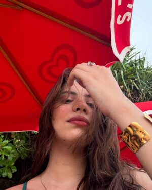 Mili Lakhmani Instagram - Just a girl and her little island love affair 🌺🌴 #balidump