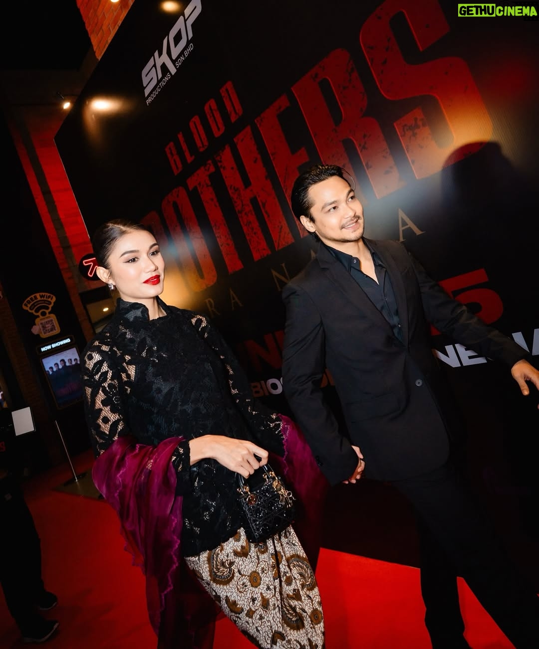 Mimi Lana - 69.7K Likes - The crowd was INSANE!!! Standing ovation, loud cheers, and such a powerful energy in the room during and after watching #BloodBrothers 💥💥 I was genuinely overwhelmed. The reviews have been nothing but beautiful. I’m so proud of the team for making it this far! Thank you for the love Indonesia, you are amazing! 🇮🇩 

Jangan lupa nonton #bloodbrothers di bioskop berdekatan bermula 11juni ini ❤️
