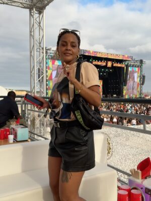 Mimi Mars Instagram - Afro Nation 🙌🏾 such an amazing experience my summer vacation has been totally worth it 🎉
@hennessy @afronation #hennessyxafronation
