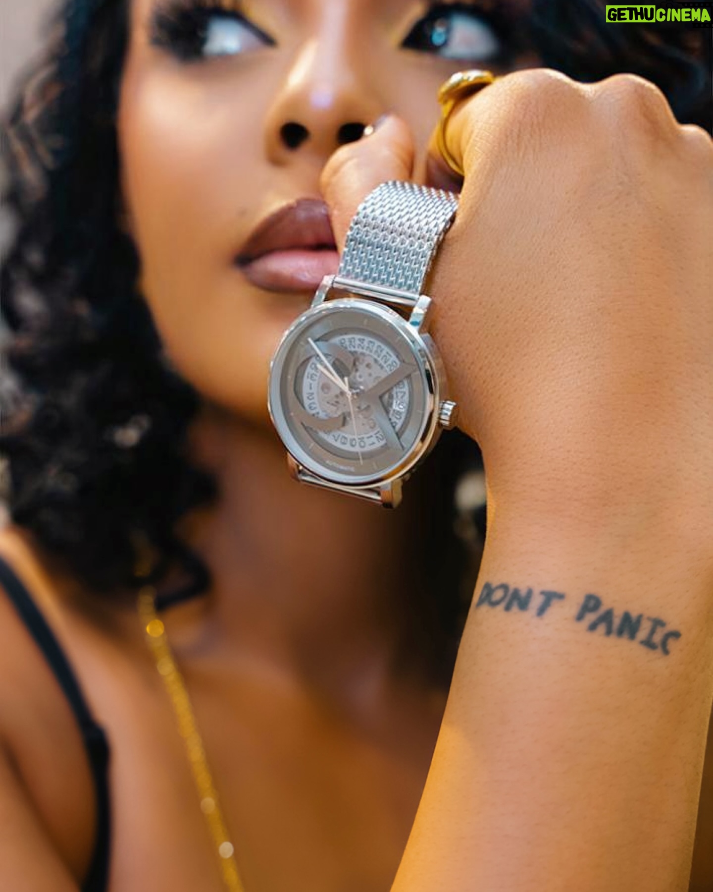 Mimi Mars - 53.6K Likes - Invest in moments that make your wrist sparkle.
#calvinklein #watch 
The @timezonetz.com6 stores are located at: 
- Palm village mall 
-  Mlimani city mall 
- Rotana Johari 
- City mall 
- Shoppers Arusha