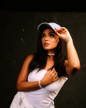 Mimi Mars Instagram - March 🥳 Happy new month Marshearts ❤️