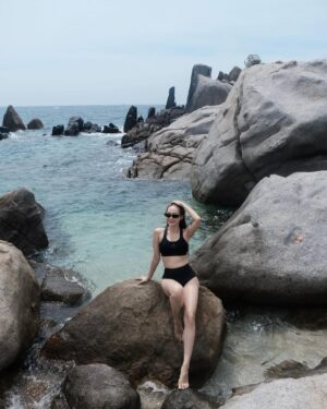 Minh Hang Instagram - The sea is calling 😛
#minhhang #love #beach #lifestyle