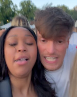 Minnie Dlamini Instagram - My happy place in human form @its_me_kyra_zeta ♥️
All I needed was you 🥹🇬🇧