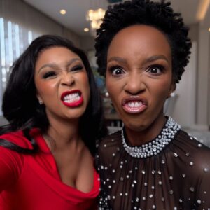 Minnie Dlamini Instagram - How you see us VS How we really are 🤣 @nandi_madida
If you haven’t yet, make sure you check out our interview on @themotherhoodnetworkza ♥️
Out now!!! Link in bio 😘