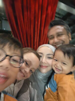 Mira Filzah Instagram - Celebrating Baby Mama’s 30th birthday in advance. 🎈 Mia can’t wait to see you baby A. 👶🏻❣️
@edhulm