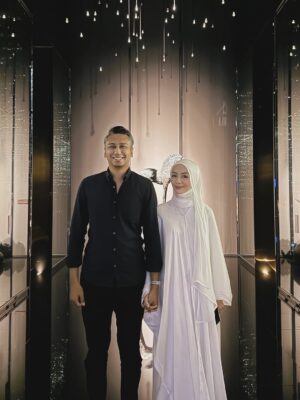 Mira Filzah Instagram - Happy 5th Anniversary, boo.
Thank you for loving me just as I am,
and for supporting me in more ways than I can count.
I’m deeply grateful for all that you do -
your care, your patience, your unwavering presence.
I appreciate you. I respect you.
Here’s to more movie dates, quiet coffees, and cherished memories together. ☕️
May Allah accept your duas,
bless you with success in this dunya
and eternal peace in the akhirah.
I love you. ❤️
