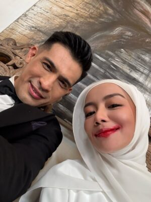 Mira Filzah Instagram - Yang bukan bukan lah Elhan ni.
Hello Dr @izzar, tolong pick up dia pergi Hospital Bahagia malam ni.
@ashrafmuslim
Episod 27, #MandulBukanPilihan