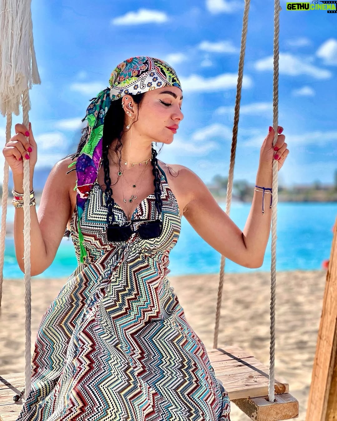 Mirhan Hussein - 56.8K Likes - 🩵