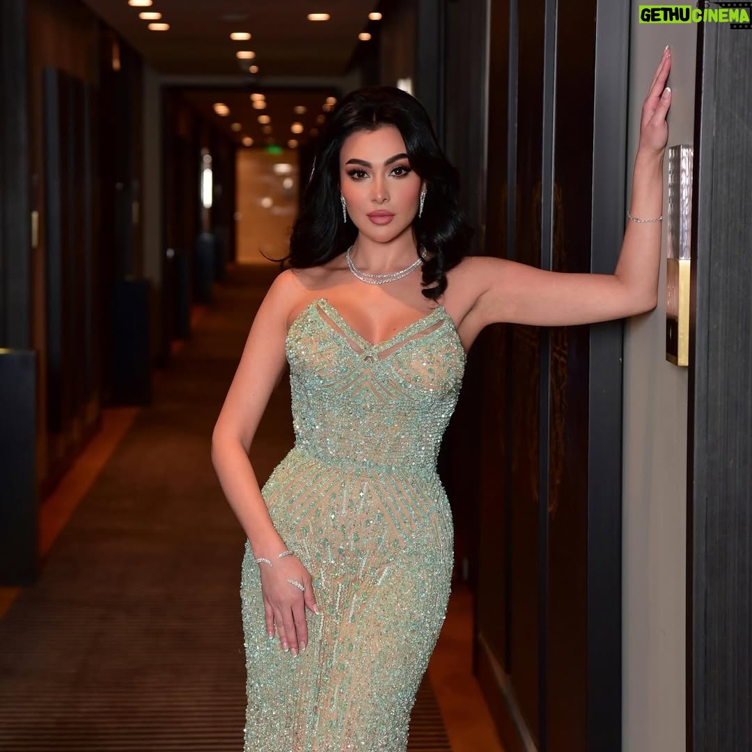 Mirhan Hussein - 50.2K Likes - A world of JOY 🧚
@joyawards 💜

Dress @peterabdelkarim 
Diamonds @alfardanjewellery.ksa 
MUA @sarah_makeup1 
Hair @hanan_hairstyle2015 
Stylist @ziadalsaleh 
Photo Credit @sahar_photex
