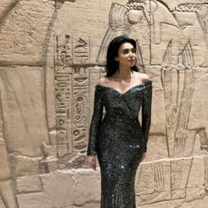Mirhan Hussein Instagram - مبروك يا أحلى عروسة ، ربنا يفرحك دايماً 🥰و يكتبلكوا الخير كله❤️
@maifarouk @mohamed.elamrosyy 

Dress by @ahmedabdullah_official