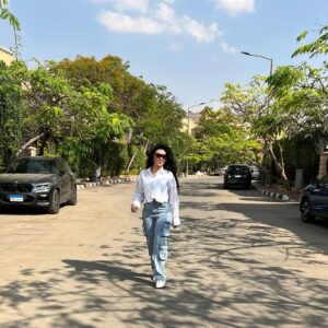 Mirhan Hussein Instagram - I will follow you SUN ☀️💛