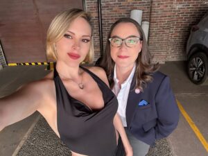 Miroslava Montemayor Instagram - Mi gente latino 👊🏼 ❤️🔥