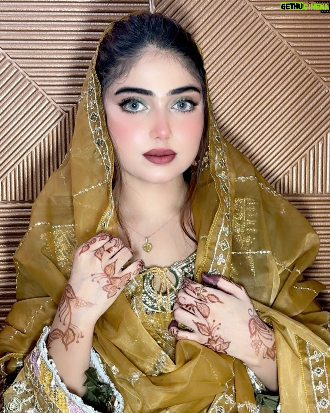Miss Falak - 3 Likes - Eid ul adha Mubarak ❤️🌸🫣
..
..
..
