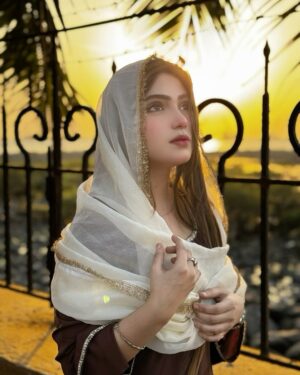 Miss Falak Instagram - The prophet (PBUH) said:
“There is no day on which Allah frees more people from the fire than the day of Arafaah.🌸
He comes close and expresses his pride to the angels, saying, what do these people want❤️
..
#arafaah #eiduladha #hajjmubarak