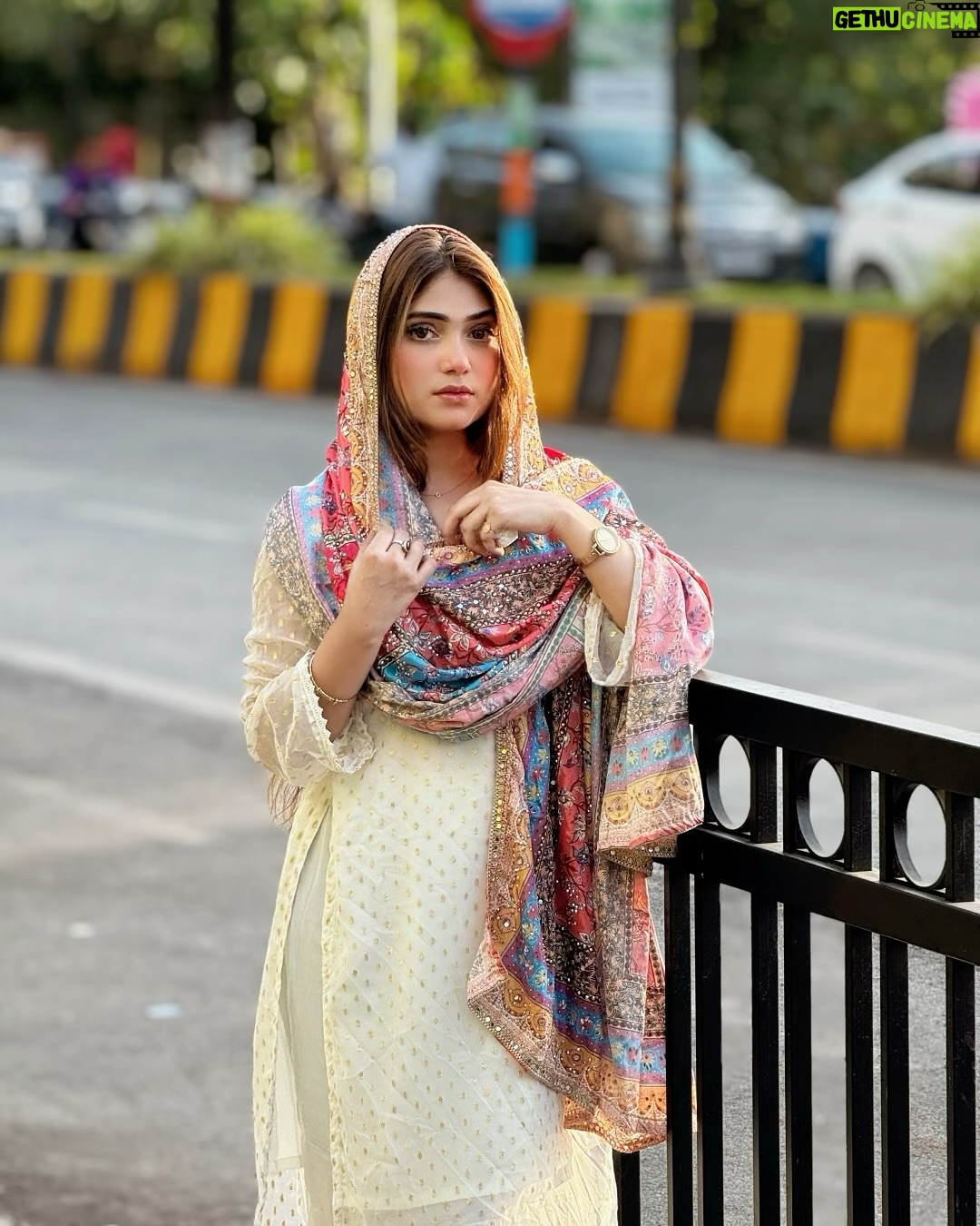 Miss Falak - 3 Likes - Sabar is a cure for everything🌸🙌🏻
..
.
#missfalak #cute #mashallah #jhumma #jhummamubarak