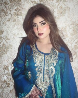 Miss Falak Instagram - Nazar na lage❤️🌸 2day eid mubarak
..
..
#pic #feed #missfalak #cute
