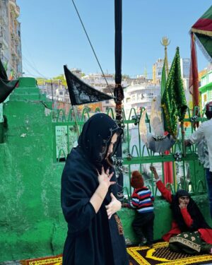 Miss Falak Instagram - Ali Jeaya Sher Kayda Rab Di Kasam 🌸
Ali Maula Ali Maula Ali Dam Dam🖤✋🏻
..
..
..
#missfalak #moulaali
