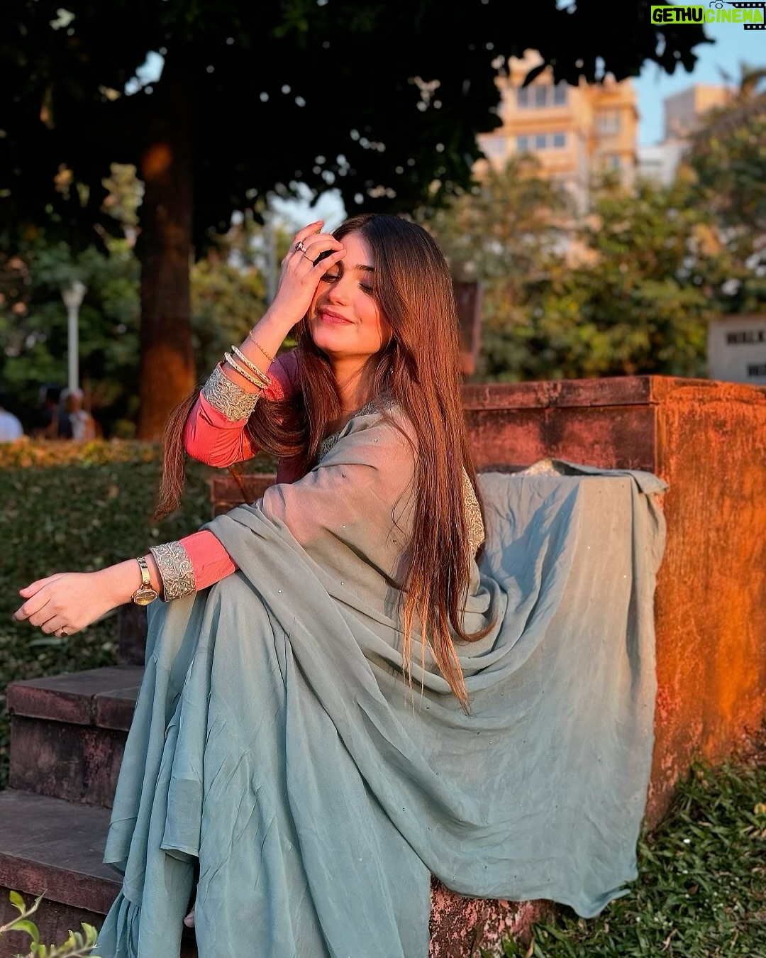 Miss Falak - 3 Likes - Happiens looks gorgeous on you🕊️🌸
..
..
Click : @_abdullah__09 
Dress deigns create : @husnara._shaikh 
..
..
..
#missfalak #feed