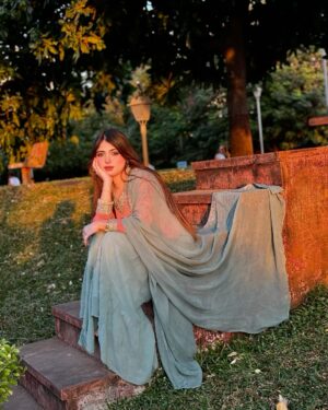 Miss Falak Instagram - Happiens looks gorgeous on you🕊️🌸
..
..
Click : @_abdullah__09
Dress deigns create : @husnara._shaikh
..
..
..
#missfalak #feed
