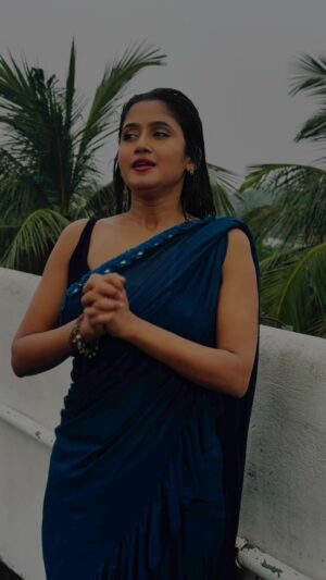 Misti Singharoy Instagram - ভালোবাসা সুন্দর …কিন্তু সবার জন্য না 🥀🥀🥀