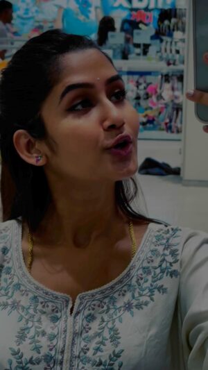 Misti Singharoy Instagram - কেউ বোঝে না…💔🥀। #reelsfbシ #reelsviralシ #sad #mistiroy