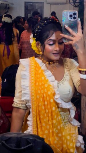 Misti Singharoy Instagram - হয়তো কোনোদিন ভুলে যাবে তুমি…🥀🥀🥀