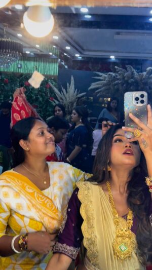 Misti Singharoy Instagram - দিদির ইচ্ছা ❤️