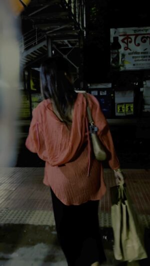 Misti Singharoy Instagram - ZARA theke shopping 🛍️ #reelsfbシ #reels #reelsviralシ #mistiroy